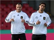 Bóng đá anh, ngoại hạng anh, lịch thi đấu euro 2012, “Mannschaft” và nỗi lo hàng phòng ngự